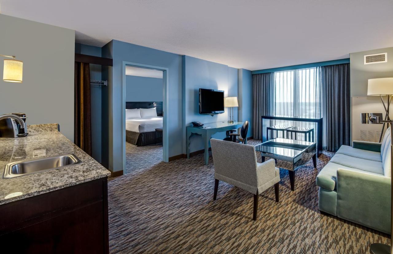 Crowne Plaza Chicago O'Hare Hotel & Conference Center, An Ihg Hotel Rosemont Bagian luar foto