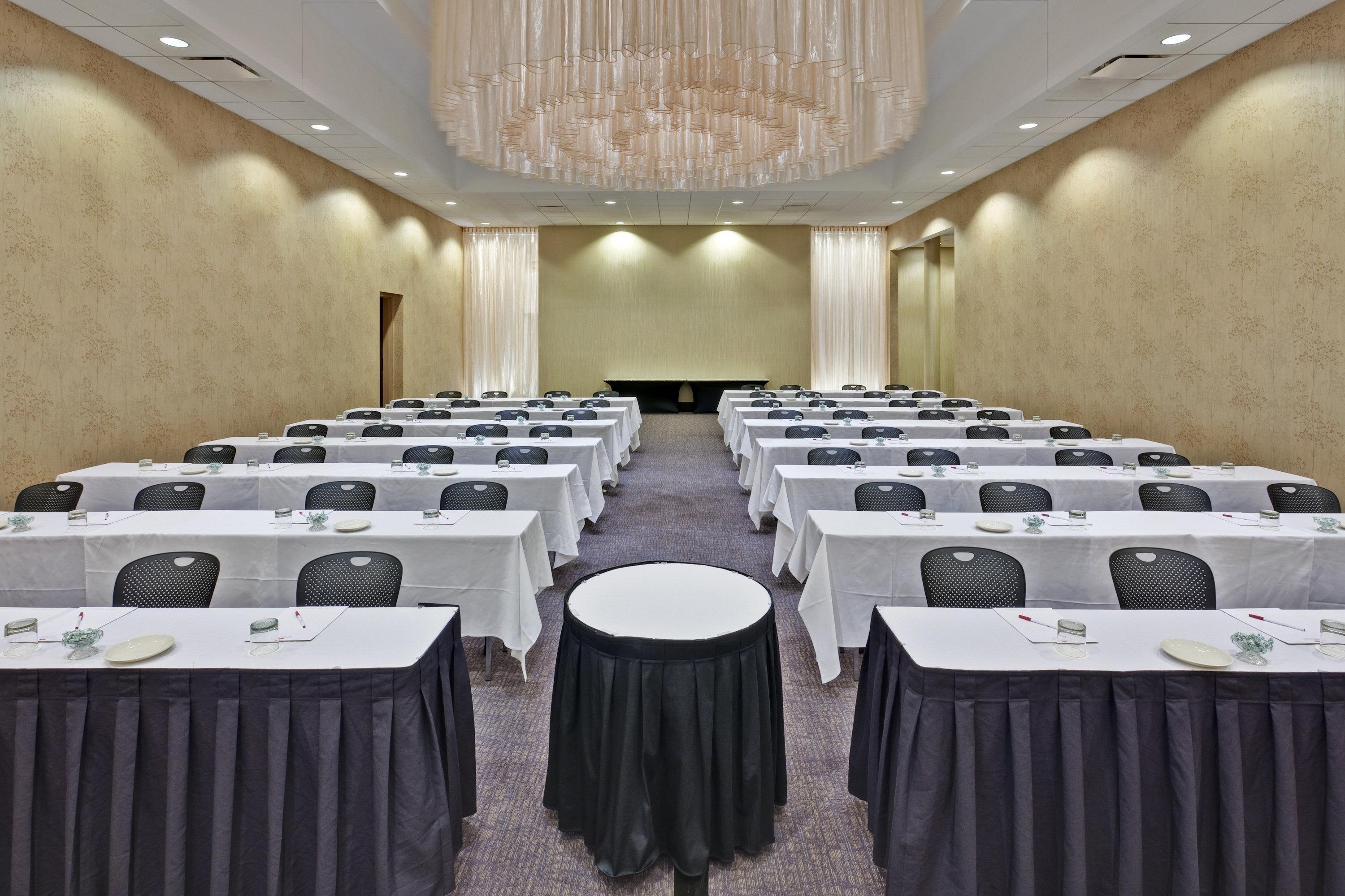 Crowne Plaza Chicago O'Hare Hotel & Conference Center, An Ihg Hotel Rosemont Bagian luar foto